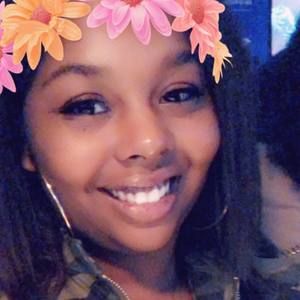 Meet your Posher, Robyn